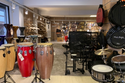 İstanbul, Beyoğlu (Tünel) Davul & Perküsyon Mağazası, Fotoğraf: (9/9)