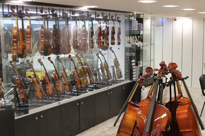 İstanbul, Beyoğlu (Tünel) Piyano Mağazası, Fotoğraf: (2/5)