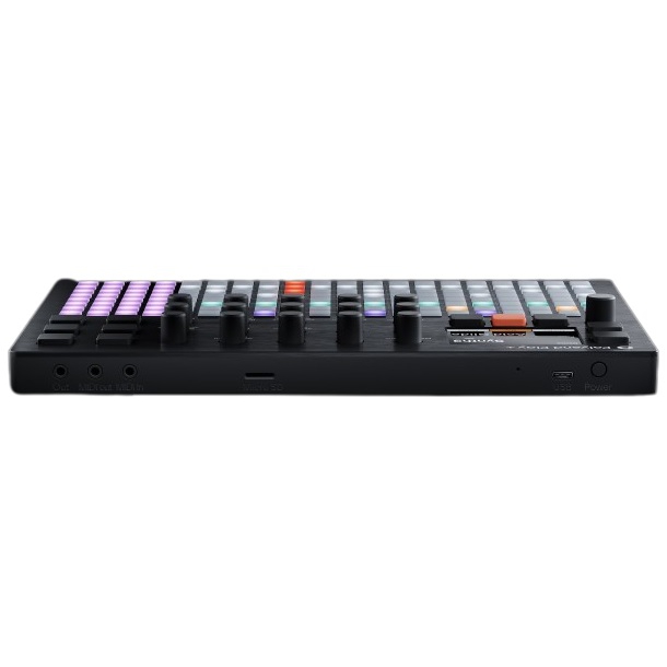 Korg Kross 2 Synthesizer Workstation, 61-Key – A Strings